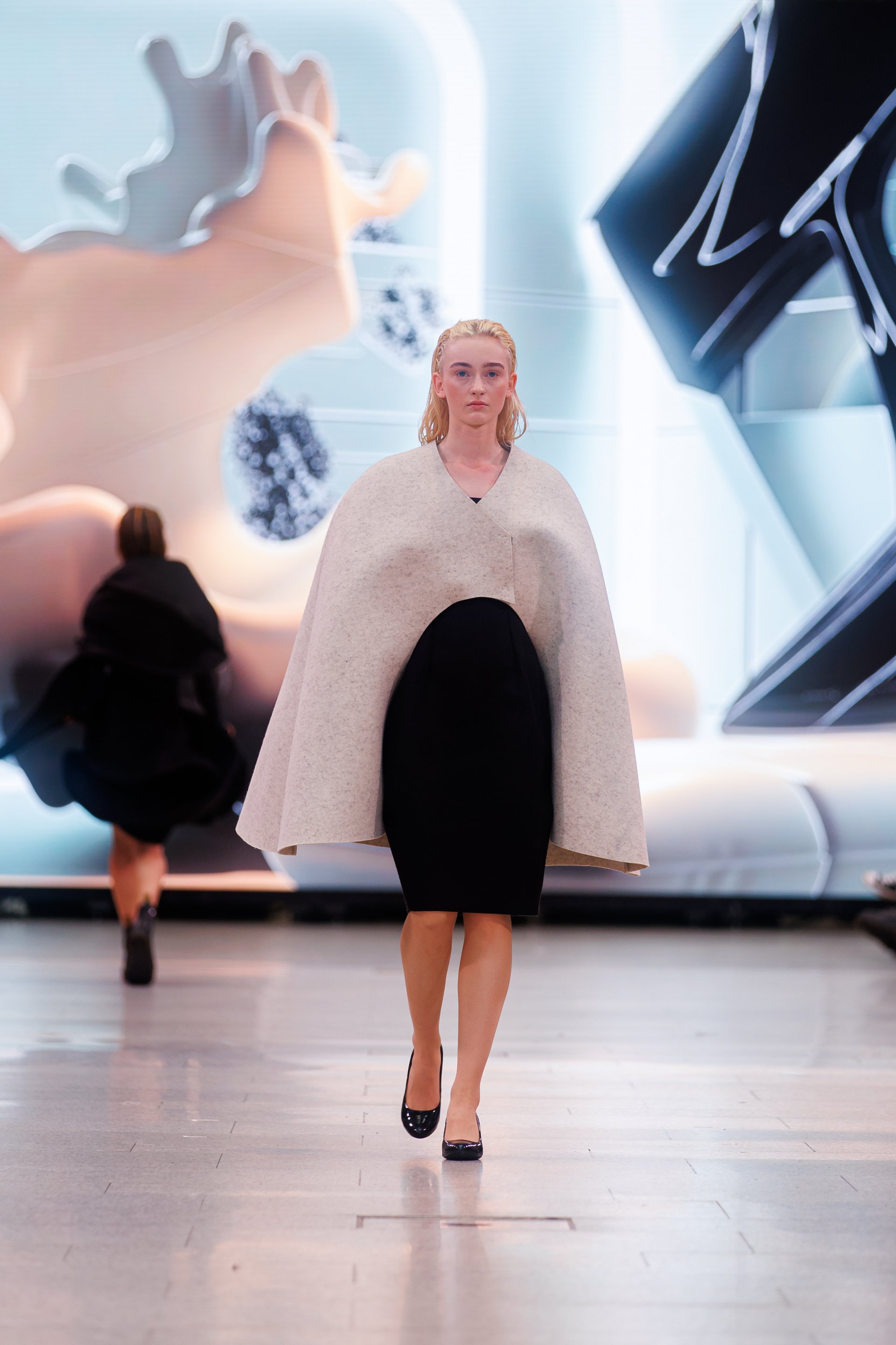 MODMORPHOLOGY von Jan Dam auf der Neo.Fashion. 2024 MODMORPHOLOGY von Jan Dam auf der Neo.Fashion. 2024