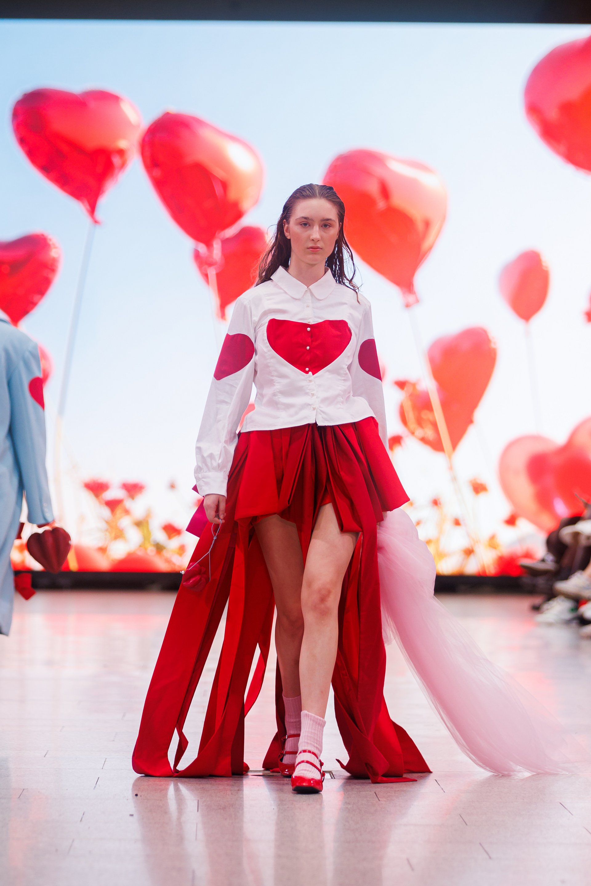 „The Safety Net: A Story of Belonging“ von Johanna Knürr auf der Neo.Fashio „The Safety Net: A Story of Belonging“ von Johanna Knürr auf der Neo.Fashion.