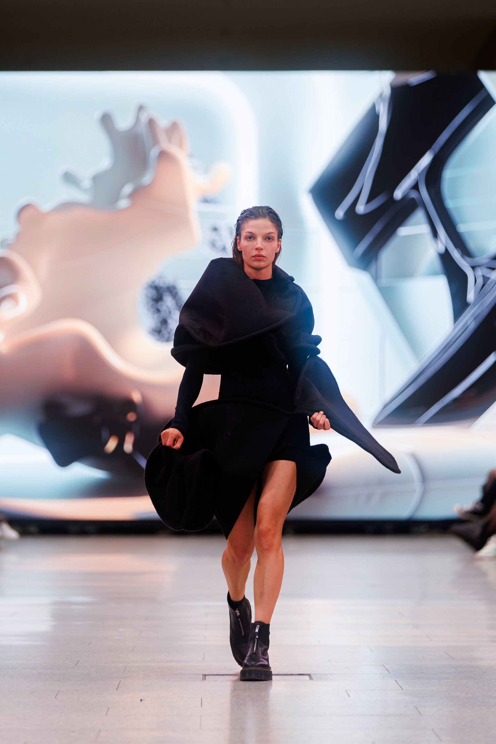 MODMORPHOLOGY von Jan Dam auf der Neo.Fashion. 2024 MODMORPHOLOGY von Jan Dam auf der Neo.Fashion. 2024